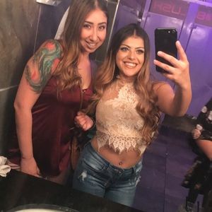 Meet your Posher, Alexis